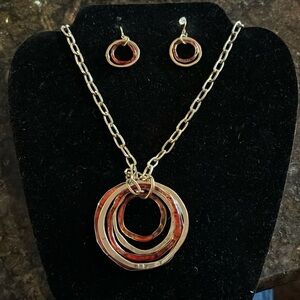 Red gold tone chain rings necklace earring set